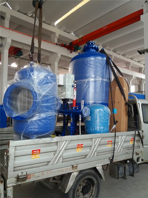 南京客戶預定的定壓補水排氣裝置+全自動軟水器+除污裝置已發貨！