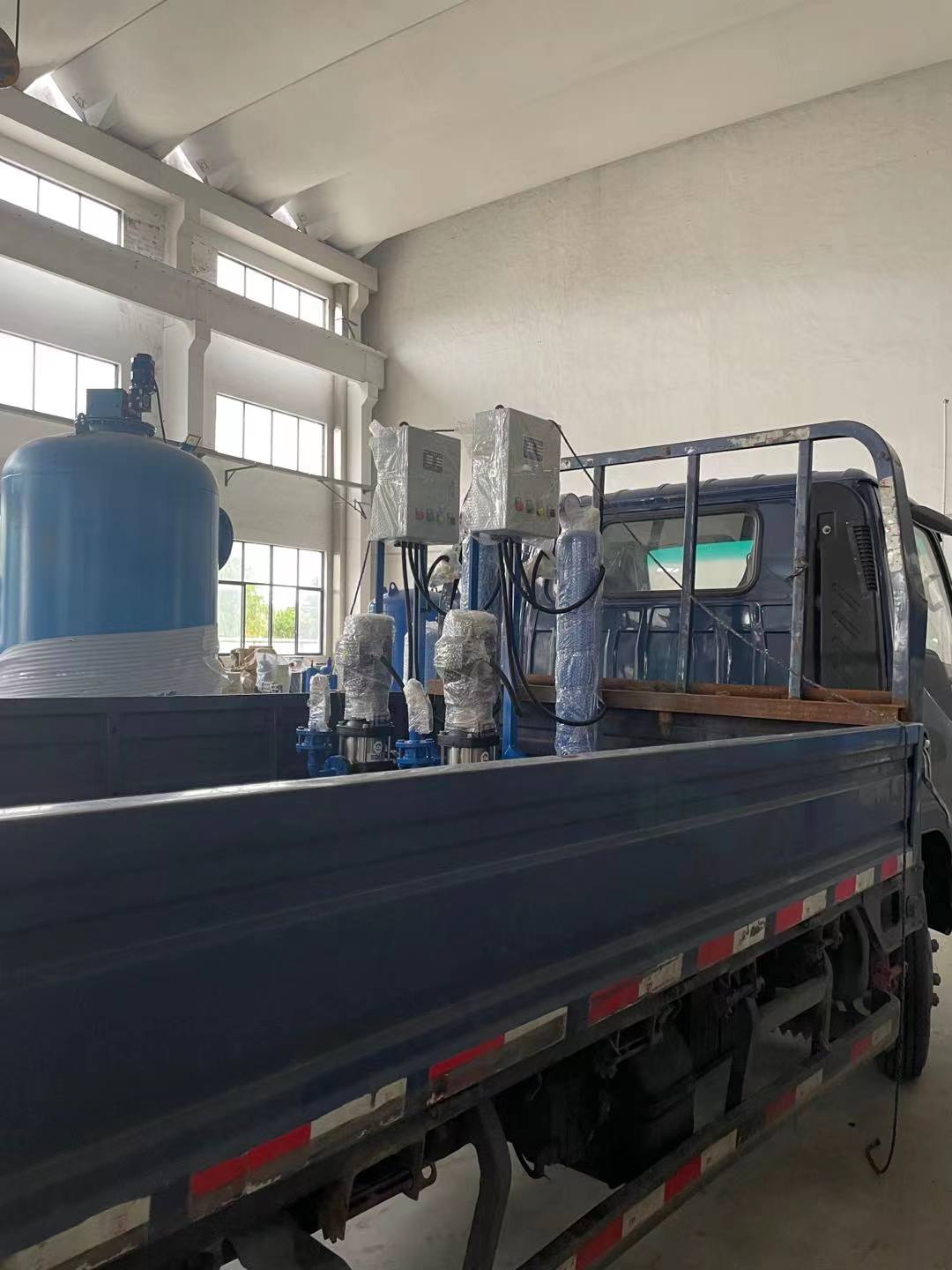 浙江嘉興專車直達兩套真空脫氣機