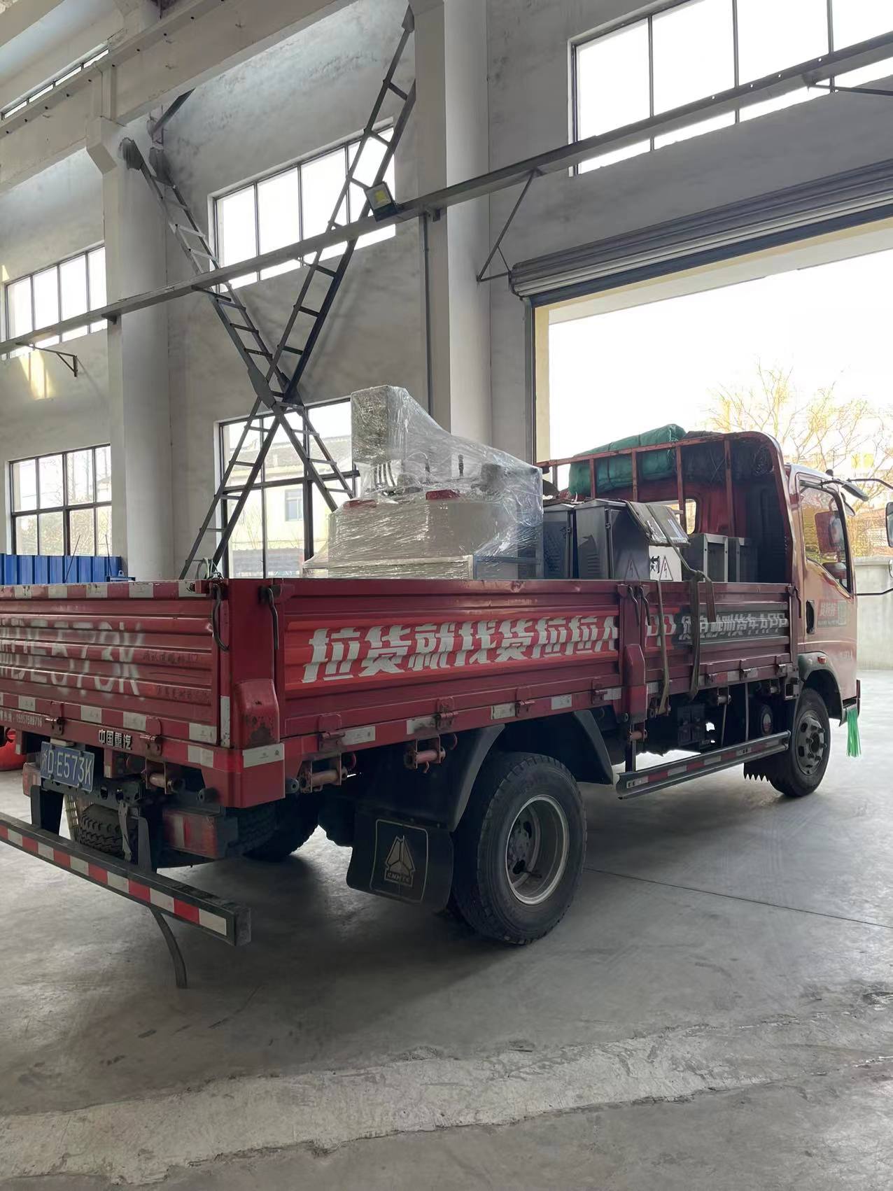 江蘇揚州專車直達全自動加藥裝置一套